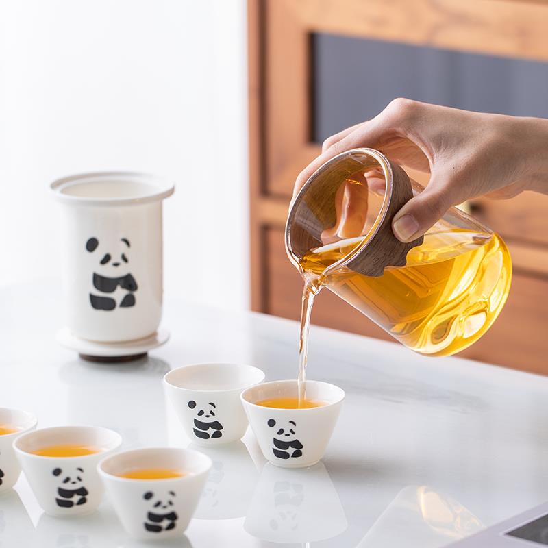 Travel tea set, portable panda quick cup, outdoor carry-on bag, one-person teapot, travel kung fu tea cup