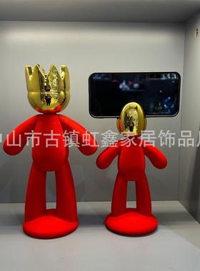 现代简约创意家居抽象人物雕塑摆件样板间电视柜书房博物架