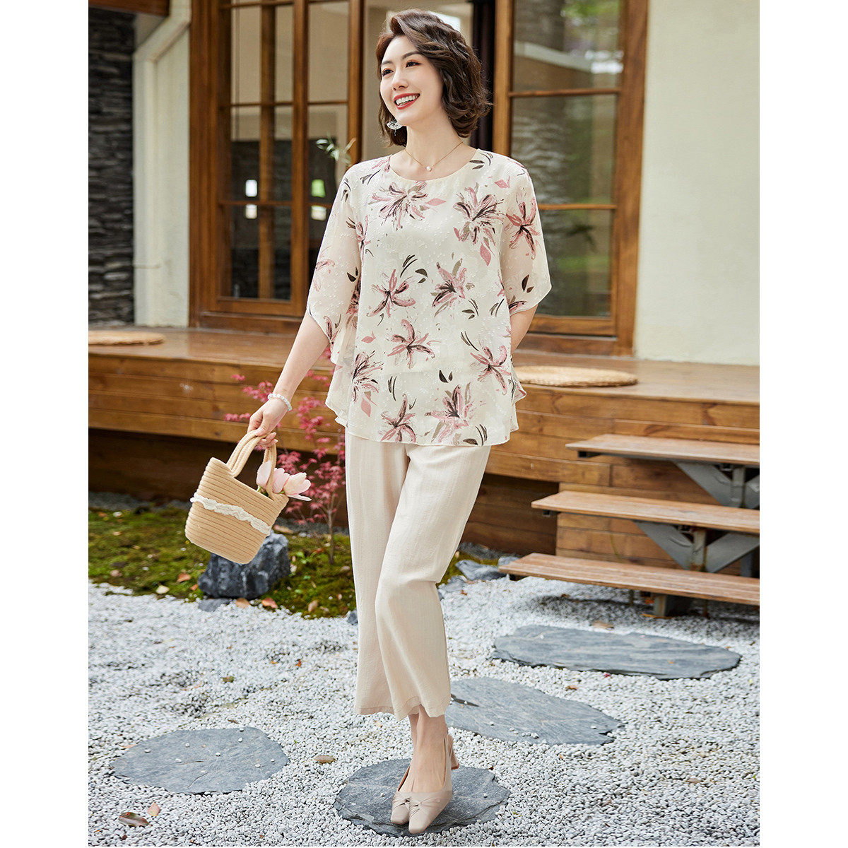 2024年蝙蝠袖印花雪纺衫+裤子两件套妈妈装中年套装,淘宝优惠券,粉丝福利购,淘宝优惠卷