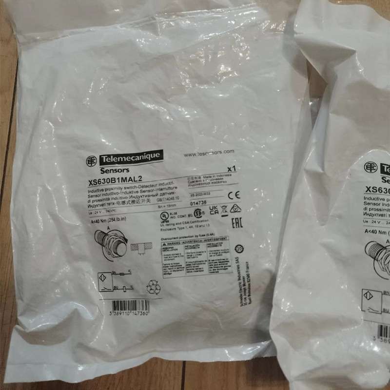 原厂全新优惠保护开关XS1N18PC410DSCV保护器 - 图0