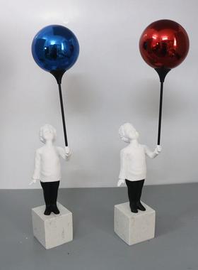 电视柜摆件家居装饰品北欧网红玄关创意轻奢气球男孩雕塑客厅摆件