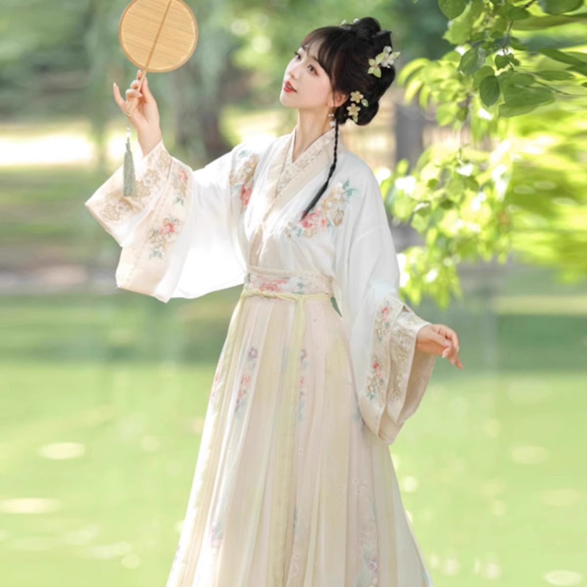 出租汉服交领齐腰襦裙锦上添花汉元素春夏汉服原创日常拍照服租赁,淘宝优惠券,粉丝福利购,淘宝优惠卷