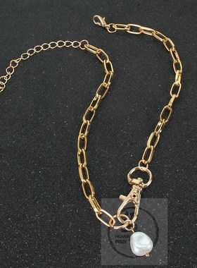 。Temperament golden box chain pearl pendant necklace simple