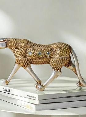 欧式创意金钱豹仿真卡通动物树脂工艺品摆件客厅酒柜家居装饰品