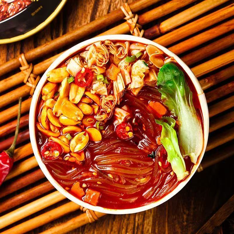 黑金版酸辣粉大桶桶装正宗重庆酸辣宽粉红薯粉丝泡面速食散装整箱 - 图0