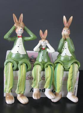 客创意可爱三8933吊不兔子脚娃娃树脂工艺家居装饰品摆件厅卧室品
