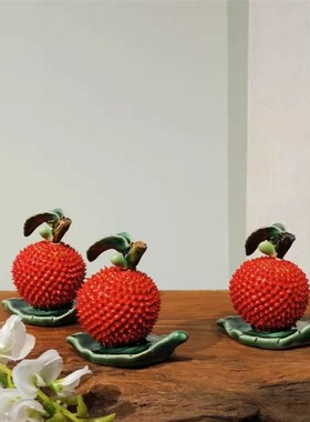 石湾陶瓷纯手工单荔枝小摆件