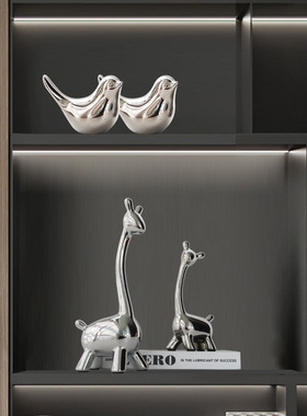 创意简约轻奢电镀银陶瓷小鹿一家四口摆件电视机柜酒柜桌面装饰品