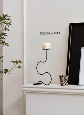 觅屿/中古烛台摆件黑色金属蜡烛台法式简约家用边柜餐桌浪漫装饰