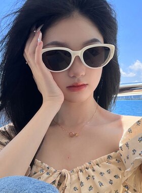 速发y2k镜眼墨猫级感小框白色旅游简约嘻式美哈太