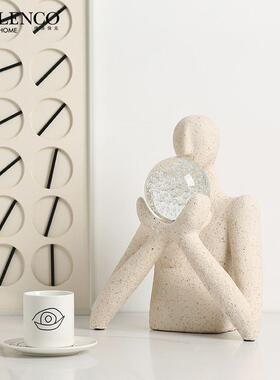 现代极简砂岩抽象手托球人物雕塑办公室书柜桌面创意家居装饰摆件