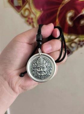 复古做旧黄财神吊坠男国风实心吉言圆牌挂件招财纳福藏传项链男女