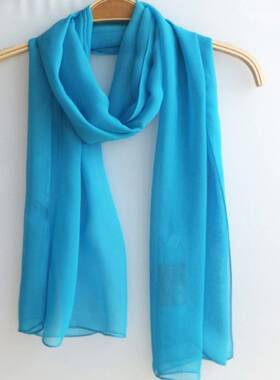 大红色丝巾舞蹈跳舞专用女夏薄款围巾拍照防晒披肩中国红沙漠纱巾