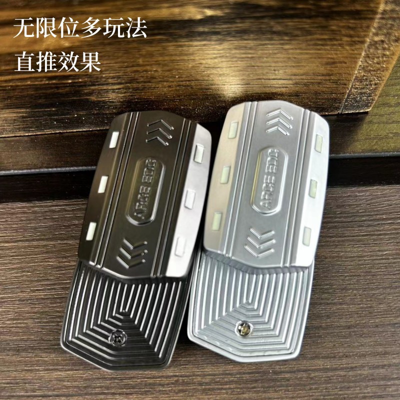 新款无限位推牌指尖啪啪币金属夜光edc解压减压玩具 - 图0