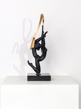 新古典现代抽象黑色金属人物桌面创意摆件客厅样板间办公室装饰品