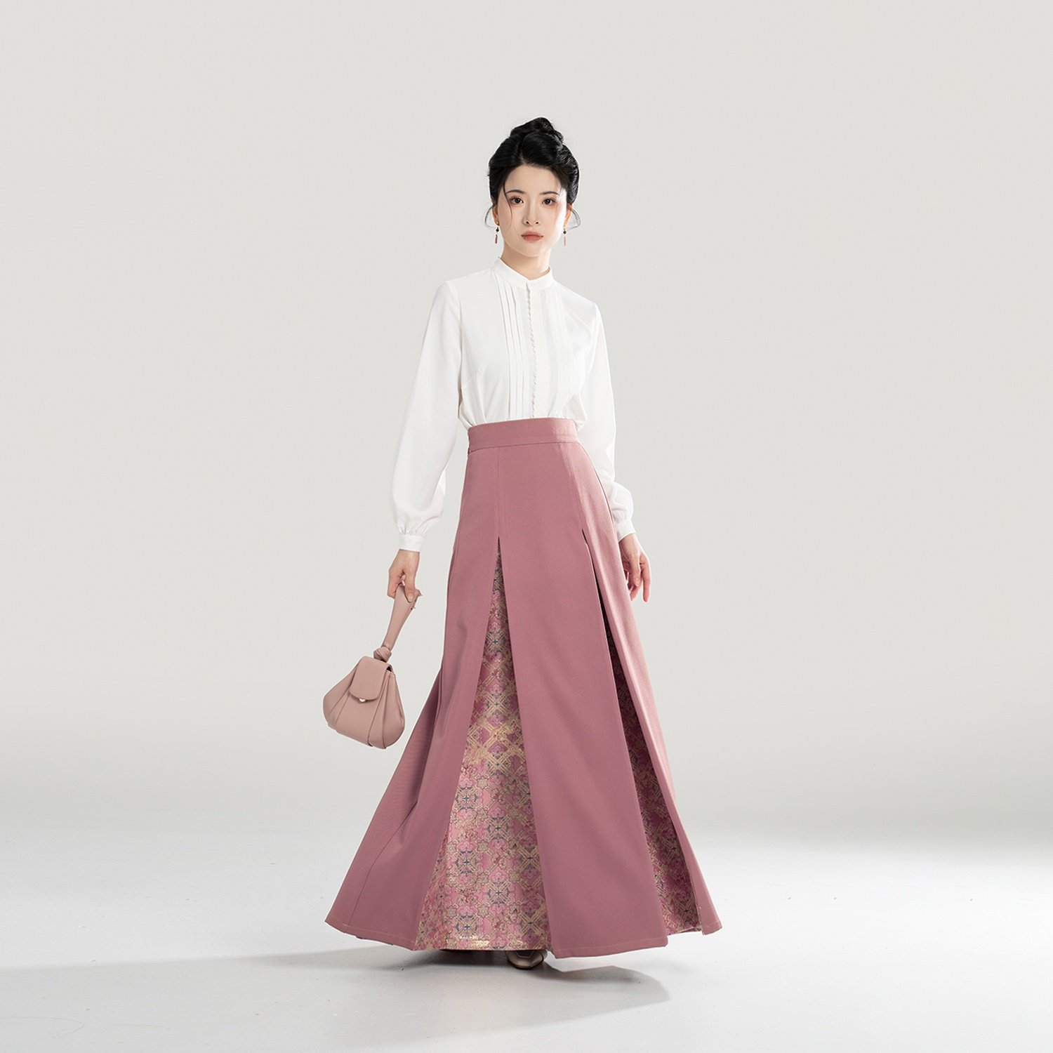 织造司[桃灼林]新中式国风立领衬衫改良三裥裙半身长裙女2025新款,淘宝优惠券,粉丝福利购,淘宝优惠卷