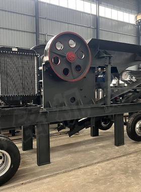 小型鄂式破碎机移动车矿山石块碎石机混凝土建筑垃圾移动破碎站