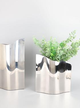 现代轻奢不锈钢皮革插花花器摆件样板间茶几客厅家居桌面软装饰品