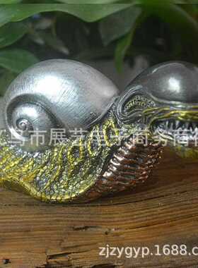 新款直销跨境手办新款蜗牛摆件邪恶的变异田园家居创意树脂工艺品