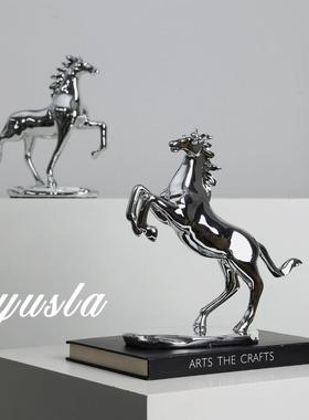 简约轻奢马到成功办公室摆件客厅电视柜样板间书柜动物软装饰品