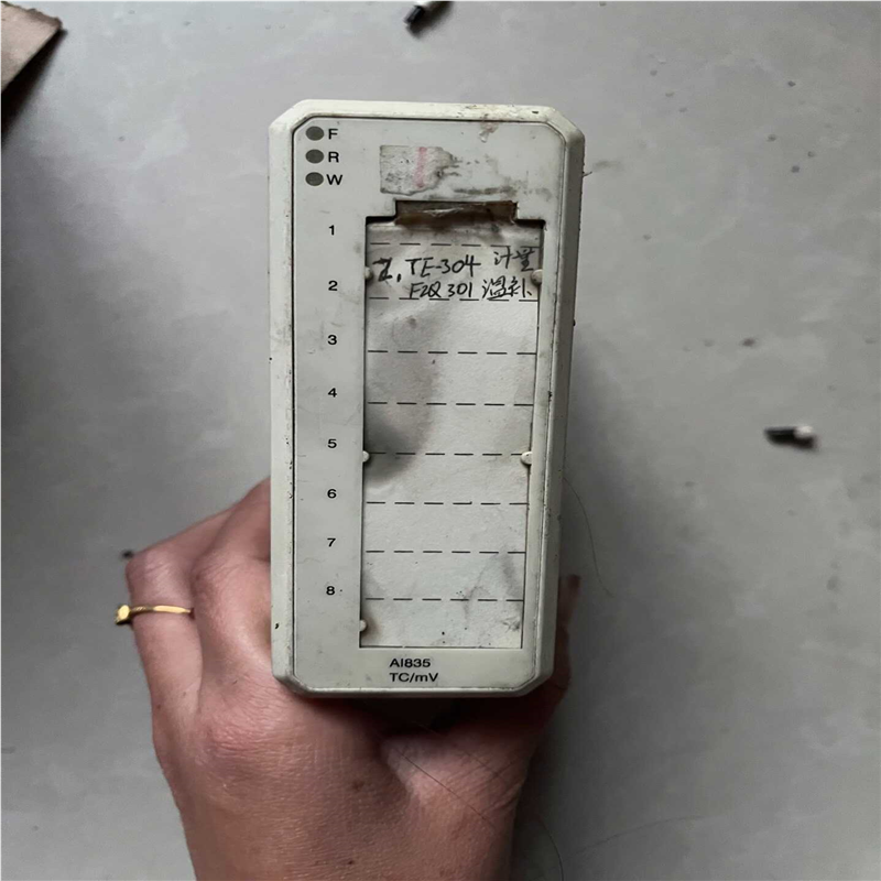 ABB模块 DI8111个带包装TB820V2全议价 - 图2