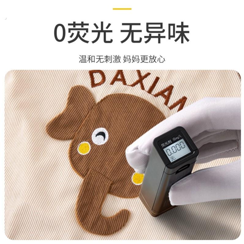 Children's smock, corduroy, warm and anti-wearing, baby autumn and winter, anti-dirty and waterproof rice bib for male and female babies.