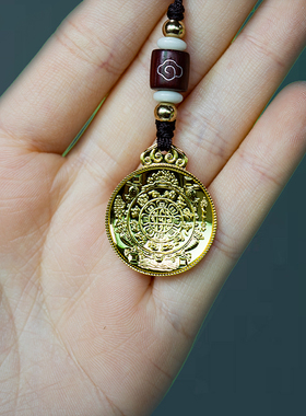 文殊九宫八卦牌精雕细刻栩栩如生小巧玲珑电镀仿金工艺可DIY搭 配