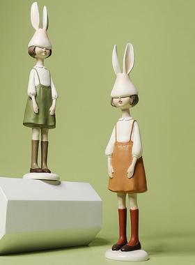 现代样板间书桌组合绘画主题家居软装摆件售楼处儿童女孩房装饰品