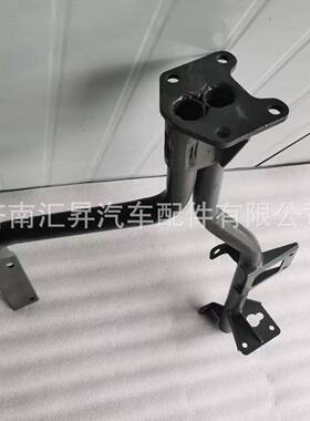YG1671230021左挡泥板支架
