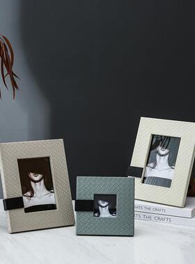 北欧现代织纹皮革相框样板房酒店卧室梳妆台床头柜桌面装饰品摆件