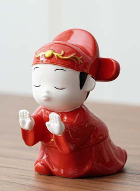 创意卡通新郎新娘婚房装饰喜庆摆件古风情侣陶瓷摆件七夕情人