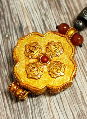 西藏嘎乌盒吊坠尼泊尔鎏金楞严咒吊坠可放佛挂件项链饰品