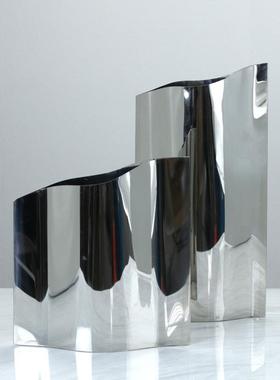 简约现代扁形不锈钢花器皮革金属花瓶轻奢桌面摆件客厅酒柜