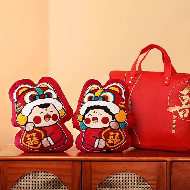 新XSZ款压床娃娃一对婚新高款新档娘礼物红色喜字抱枕陪嫁结婚庆,淘宝优惠券,粉丝福利购,淘宝优惠卷