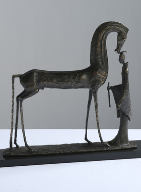 现代创意金属人物马复古家居客厅书房饰品酒店样板房软装