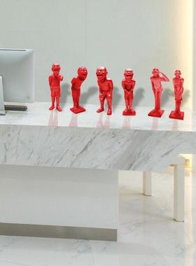 岳敏君迎宾人物装饰桌面树脂摆设现代艺术品抽象雕塑潮流