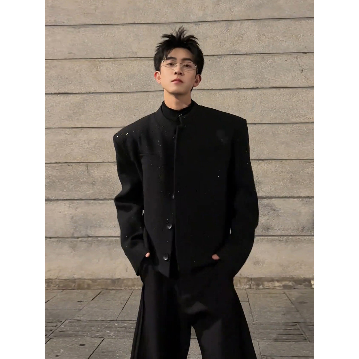 黑色满天星垫肩呢料西装男模高级感穿搭套装垂感弯刀西裤短款西服,淘宝优惠券,粉丝福利购,淘宝优惠卷