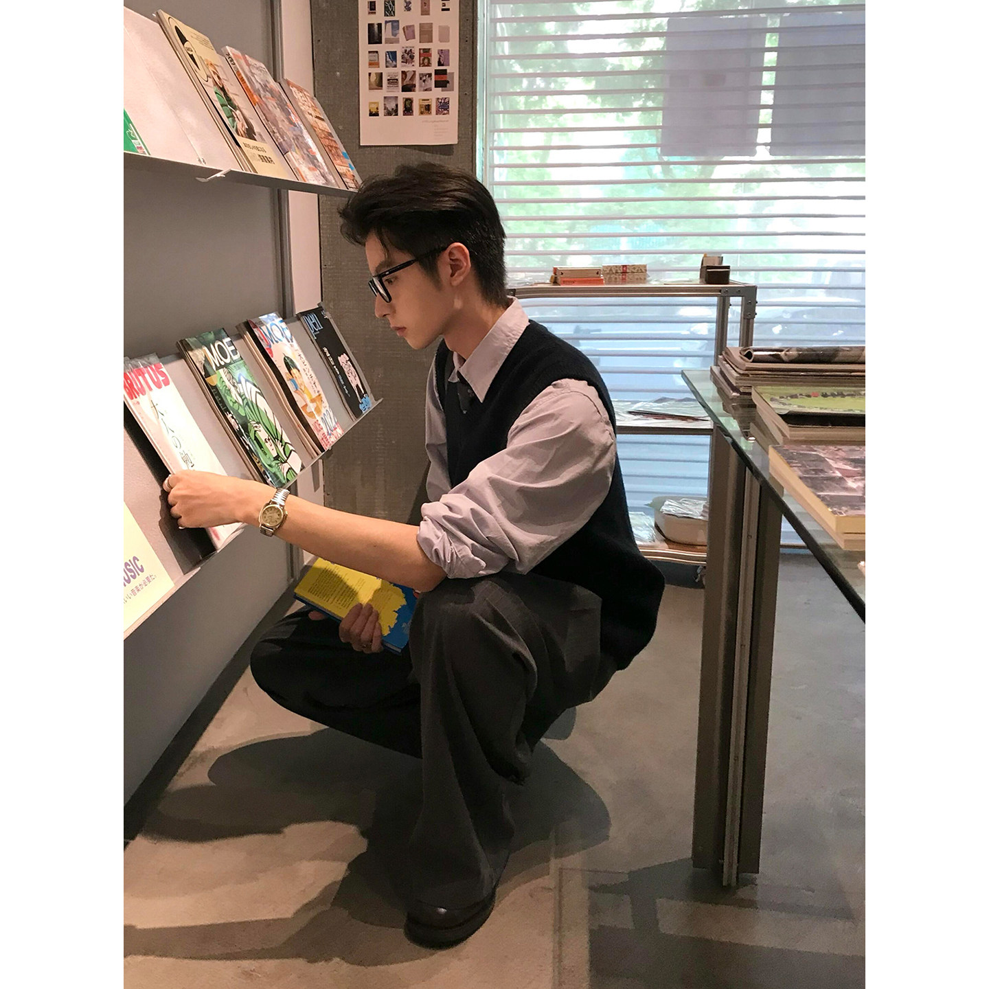 学院风V领针织马甲男款秋季高级感叠穿无袖坎肩背心美式复古毛衣,淘宝优惠券,粉丝福利购,淘宝优惠卷