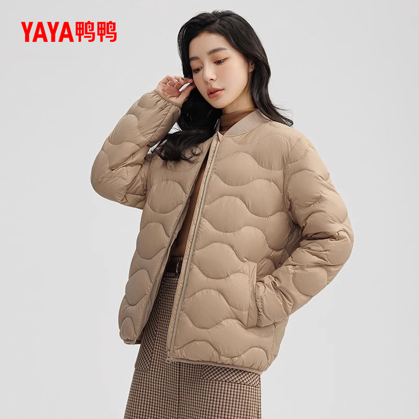 鸭鸭轻薄羽绒服女2024冬季新品短款小个子百搭休闲保暖鸭绒外套J - 图1