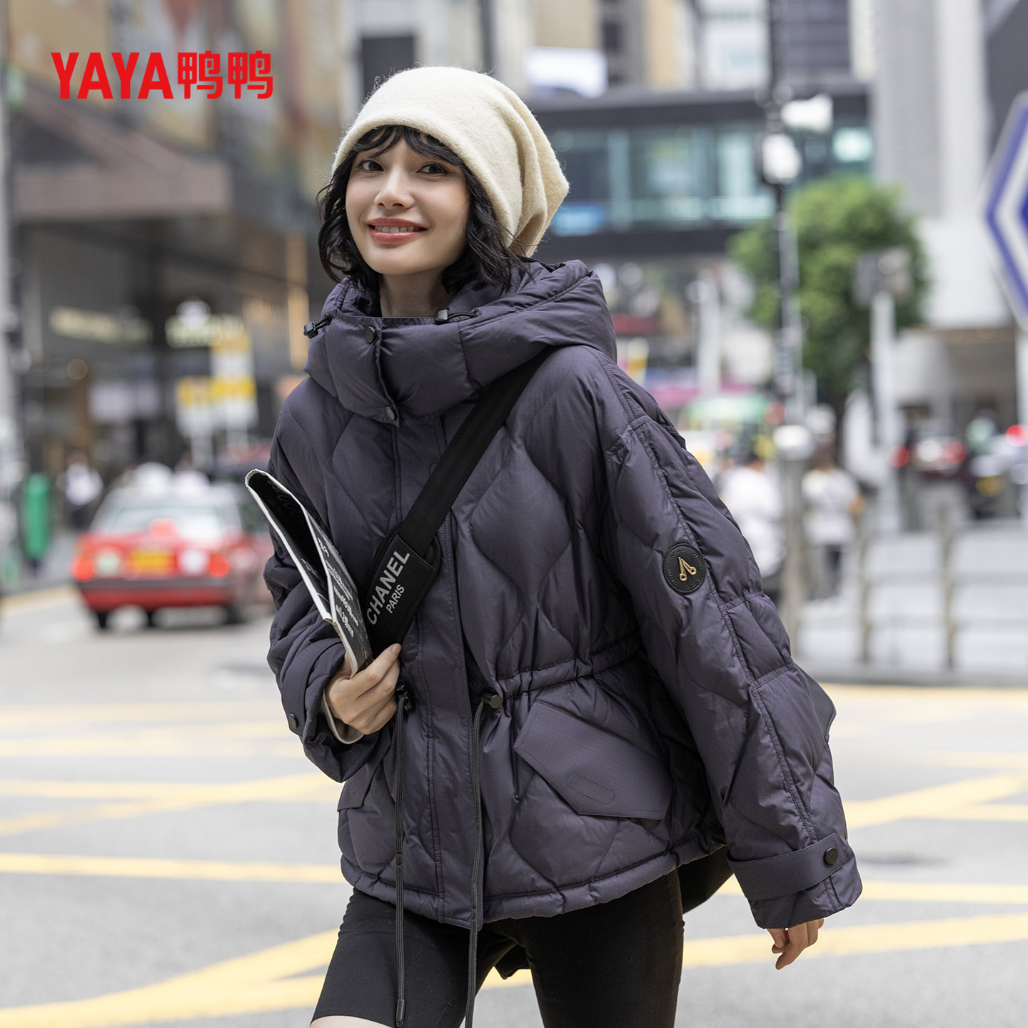 鸭鸭官方羽绒服2025新款运动风加厚外套宽松中长款冬季保暖女