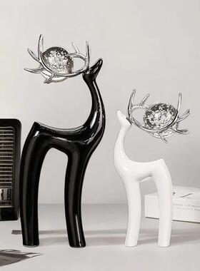 摆件小鹿轻奢高档高级感客厅酒柜电视柜家居装饰品现代福禄双至