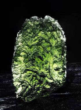 天然捷克石吊坠男女款绿色玻石璃陨石项坠许愿陨流星可