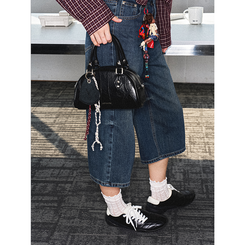 Acynmixx复古波士顿保龄球包包女2025新款单肩斜挎包手提包枕头包 - 图2