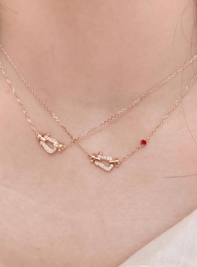 潮港福18K金小号半钻马蹄扣项链