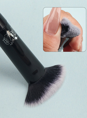KVD40遮瑕刷细节刷双坡面3D两面坡型刷头遮黑眼圈痘印粉底化妆刷