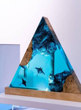 跨境爆款 环氧树脂灯三角形海底遗迹探险夜灯男朋友礼物