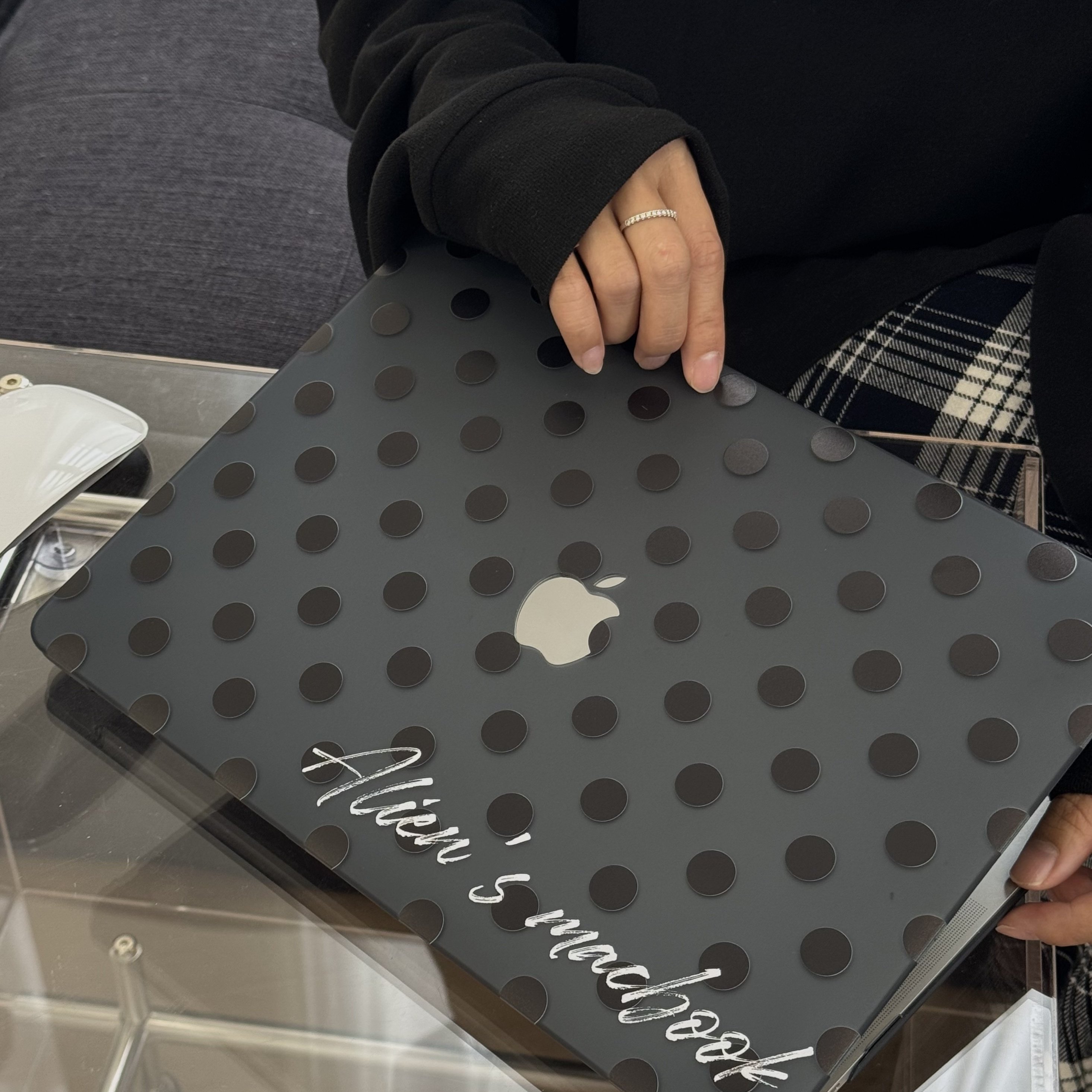 定制个人英文名笔记本保护壳macbook保护壳波点签名华为电脑壳,淘宝优惠券,粉丝福利购,淘宝优惠卷