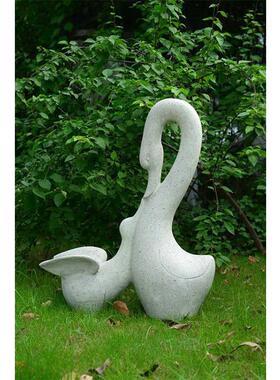 福建工厂可定制打样树脂水泥氧化镁工艺品字母鹅花园摆件