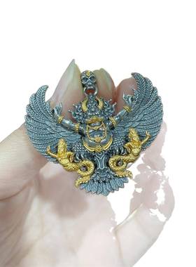 国潮做旧藏传黄铜镀银二龙女大鹏金翅鸟吊坠护法挂坠国风项链