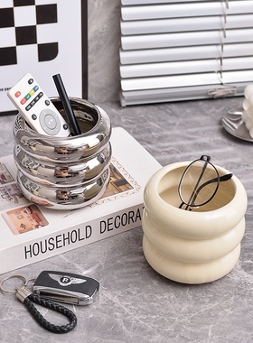 速发奶油风陶瓷收纳筒笔筒照妆件筒拍化道具摆刷轻奢高级感桶